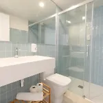 Vora *