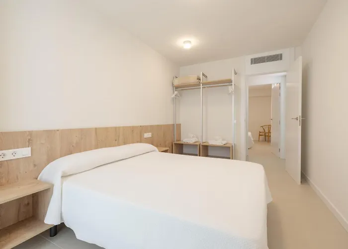 Apartament Vora *